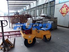福瑞得機(jī)械座駕壓路機(jī)、手扶壓路機(jī)準(zhǔn)備發(fā)貨