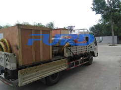 福瑞德機械小型灌縫機，手扶壓路機，灌縫膠及時發(fā)貨